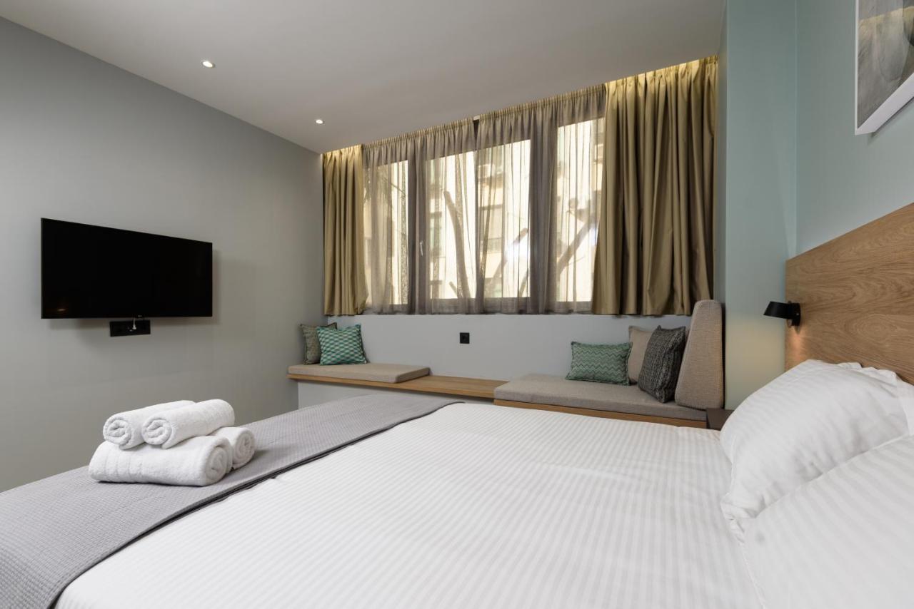 Crossroads Athens By Yha Apartment Bagian luar foto