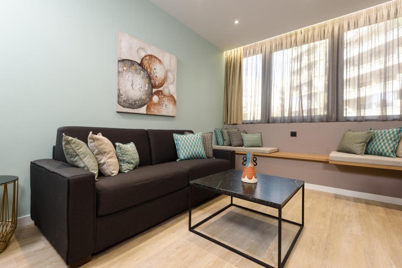 Crossroads Athens By Yha Apartment Bagian luar foto